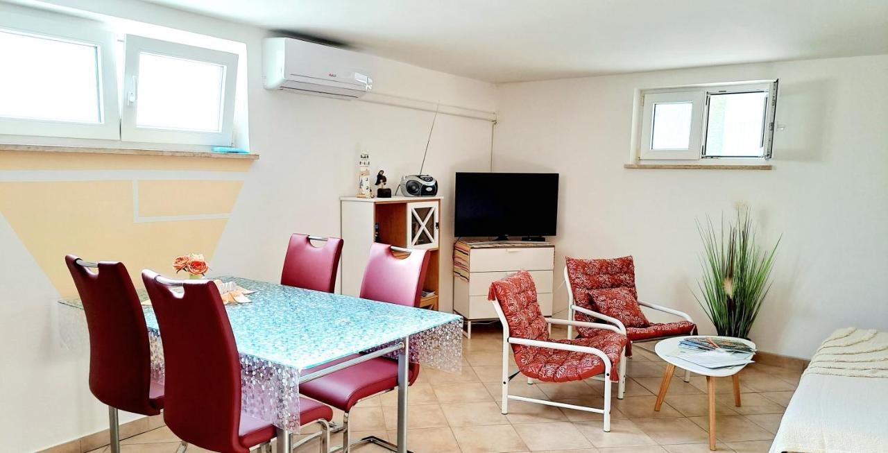 Apartment Daudi Banjole Eksteriør billede